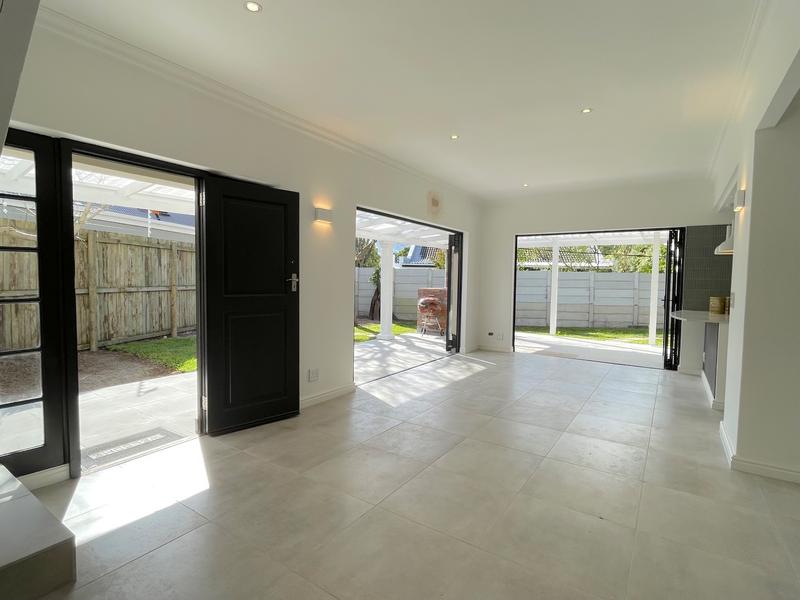 3 Bedroom Property for Sale in Beach Estate Western Cape
